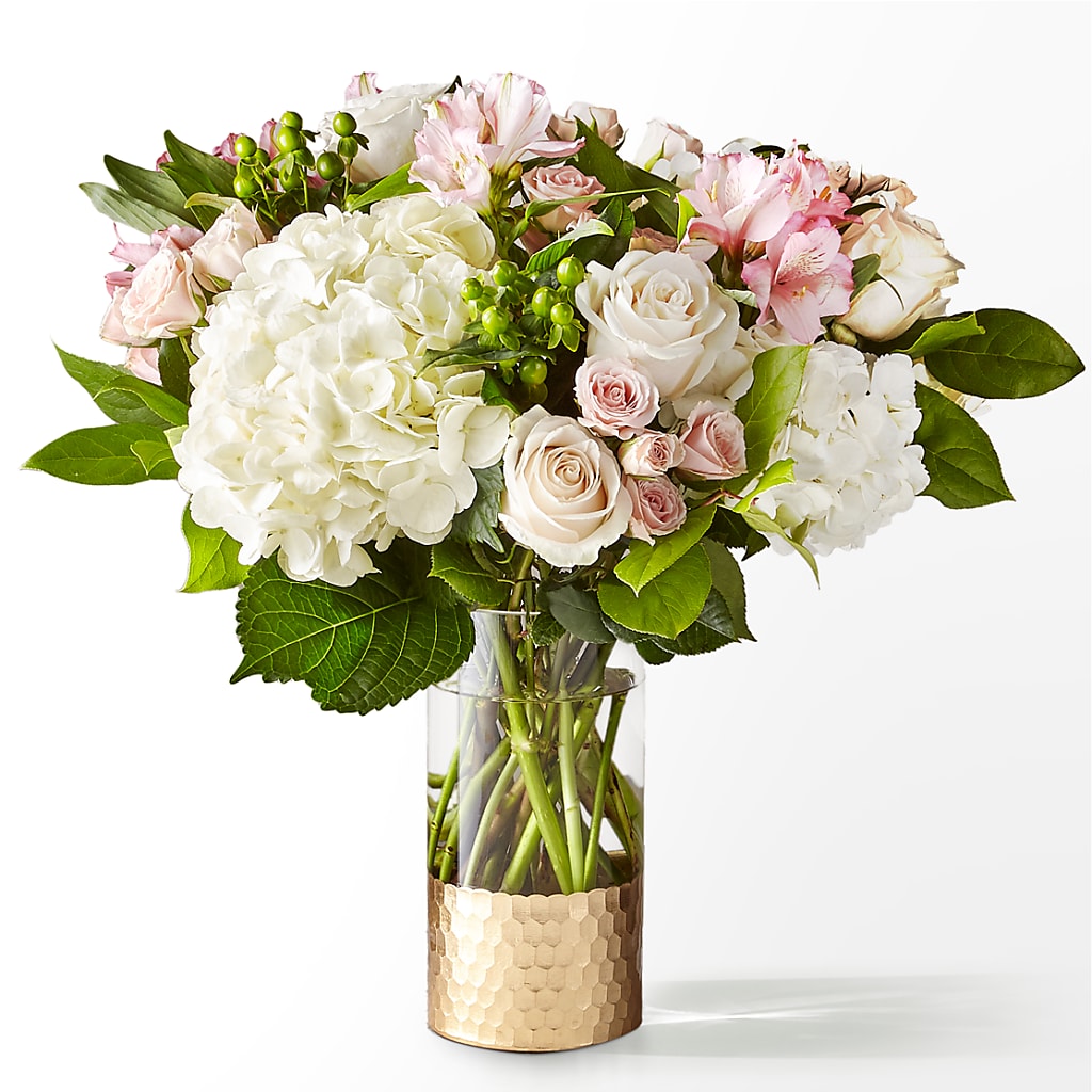 Parisian Stroll Bouquet – Le Fleur Llc, Pelham AL