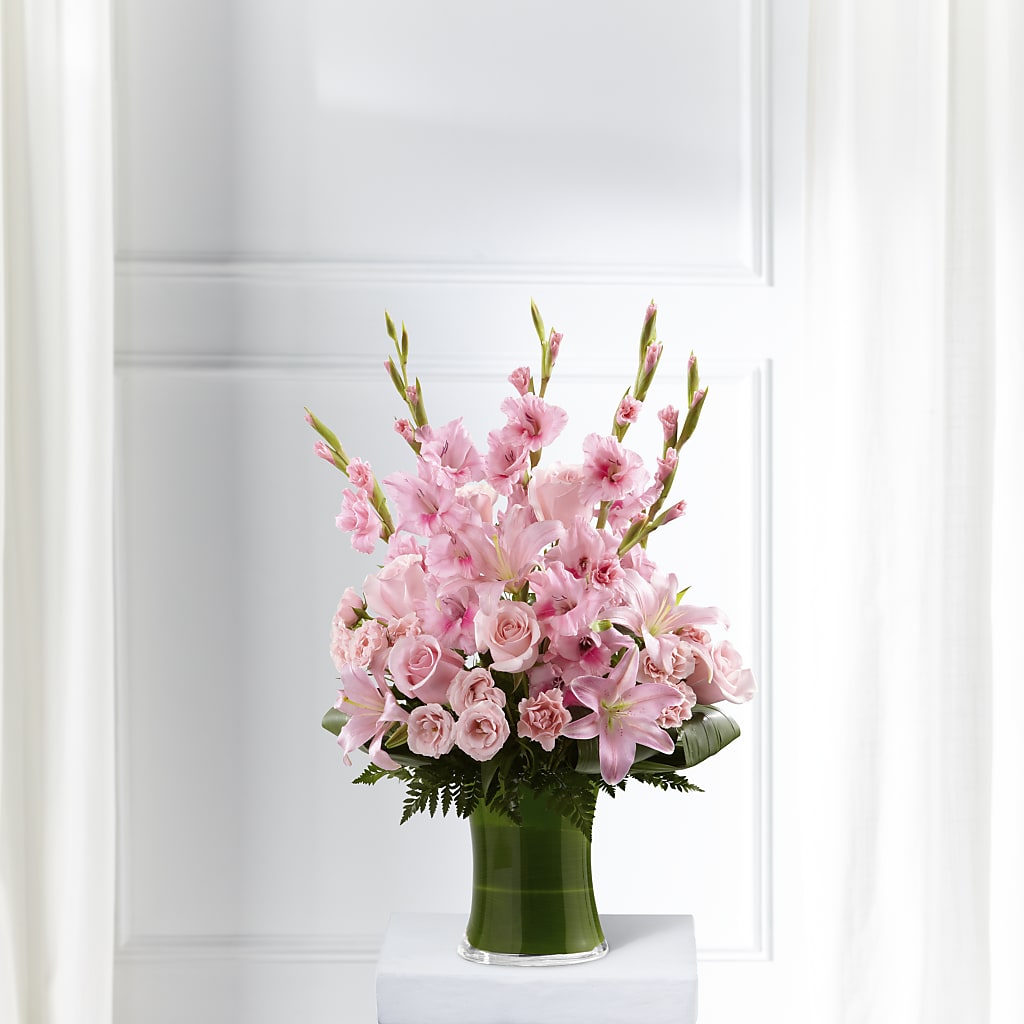 Lovely Tribute Bouquet – Le Fleur Llc, Pelham AL