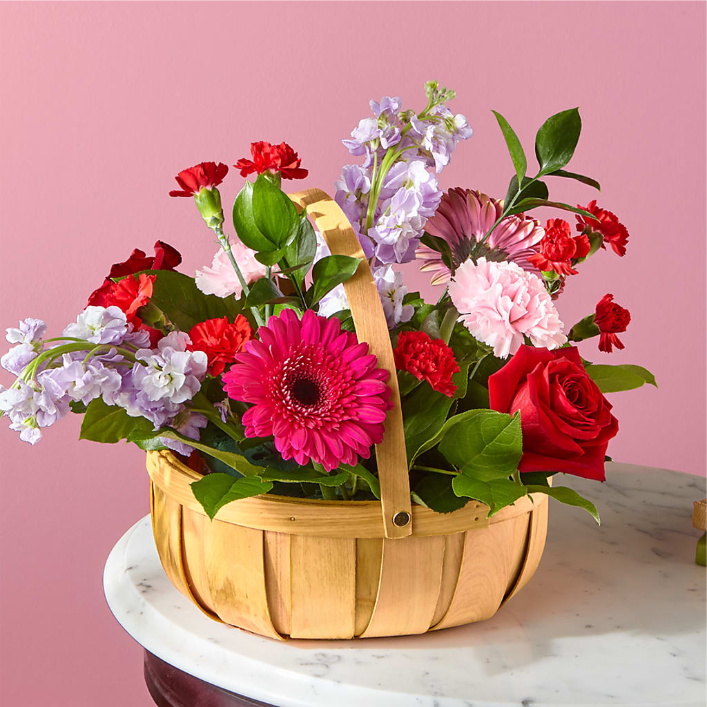 Pink Picnic Basket – Le Fleur Llc, Pelham AL