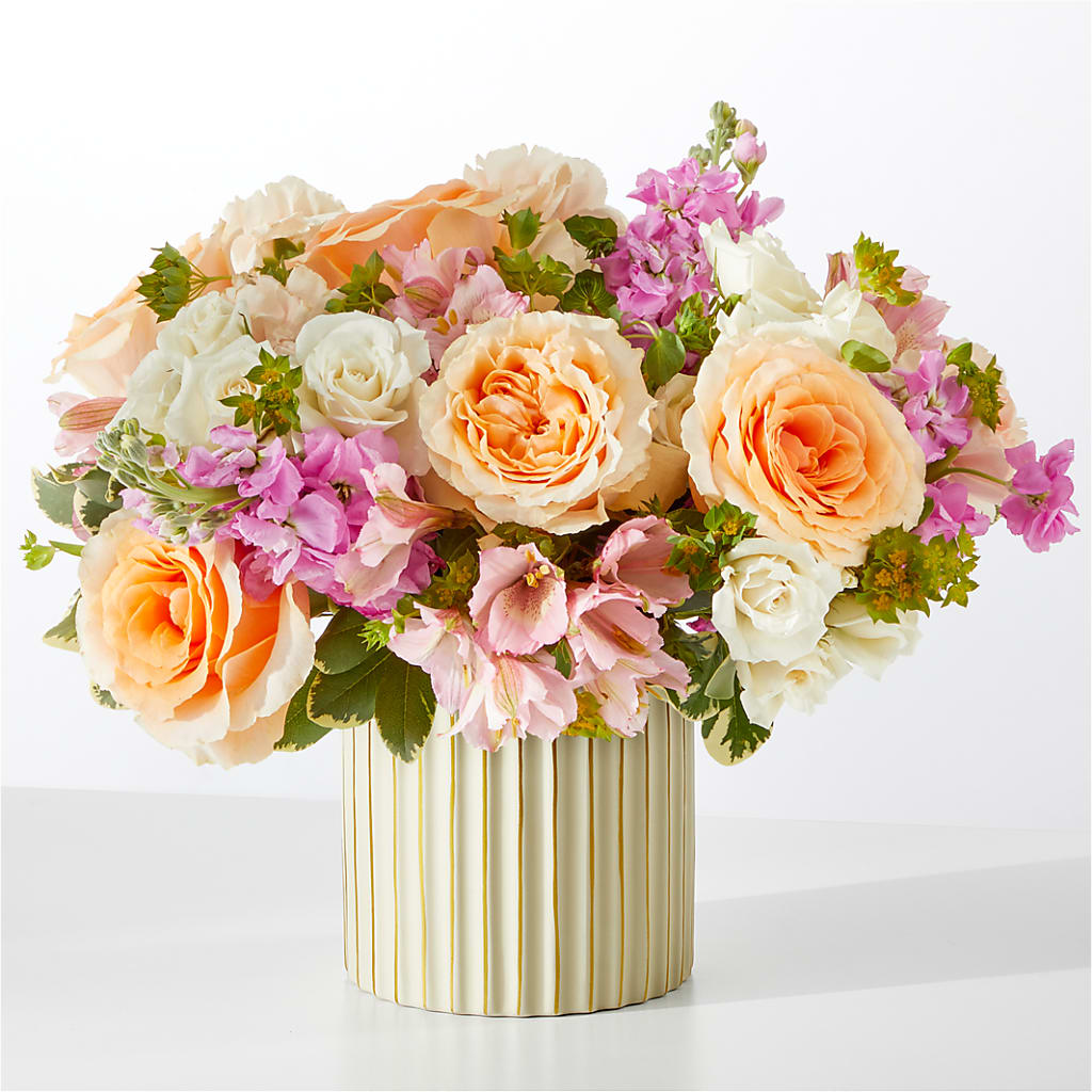 Paradise Bouquet with Ivory Vase – Le Fleur Llc, Pelham AL