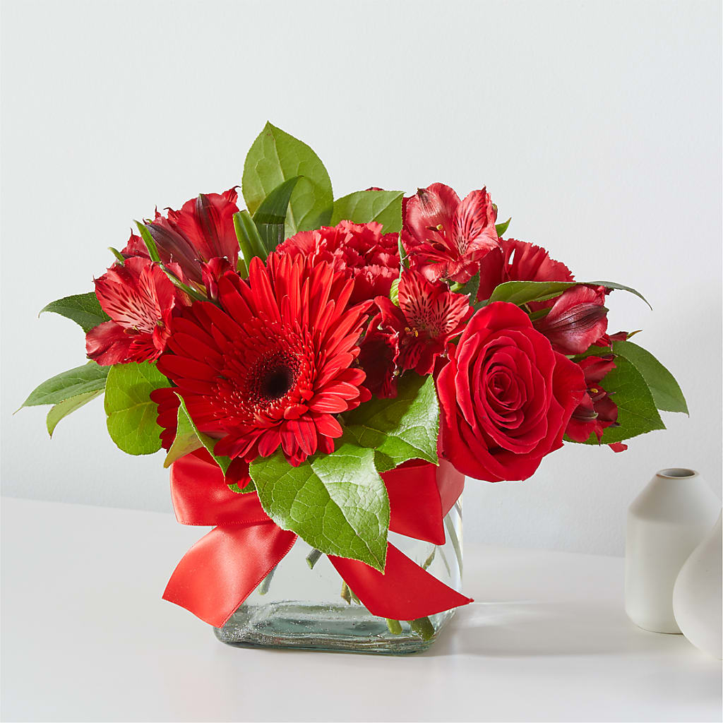 Red Hot Bouquet – Le Fleur Llc, Pelham AL