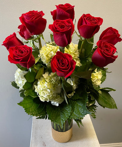 Red hot –  Le Fleur Llc, Pelham AL
