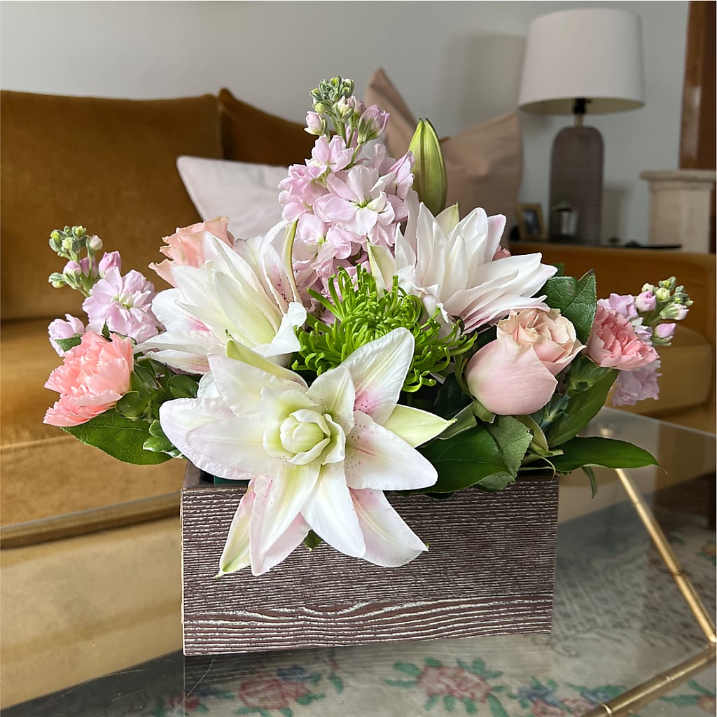 Beautiful Spirit Basket –  Le Fleur Llc, Pelham AL