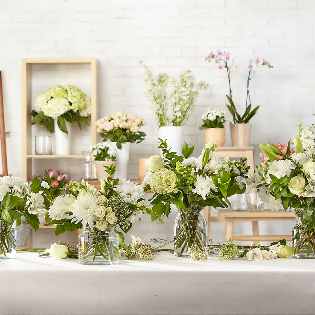 Classic Ivory – A Florist Original –  Le Fleur Llc, Pelham AL
