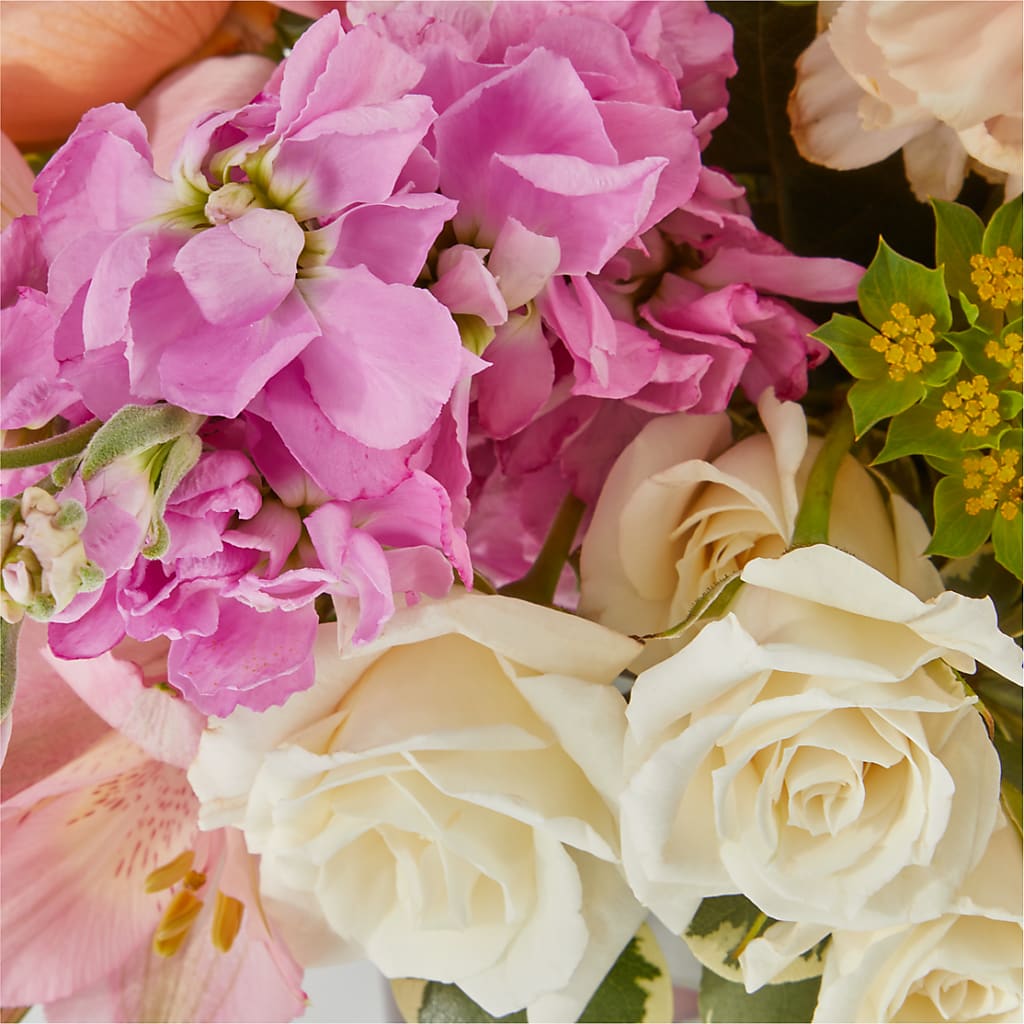 Paradise Bouquet –  Le Fleur Llc, Pelham AL